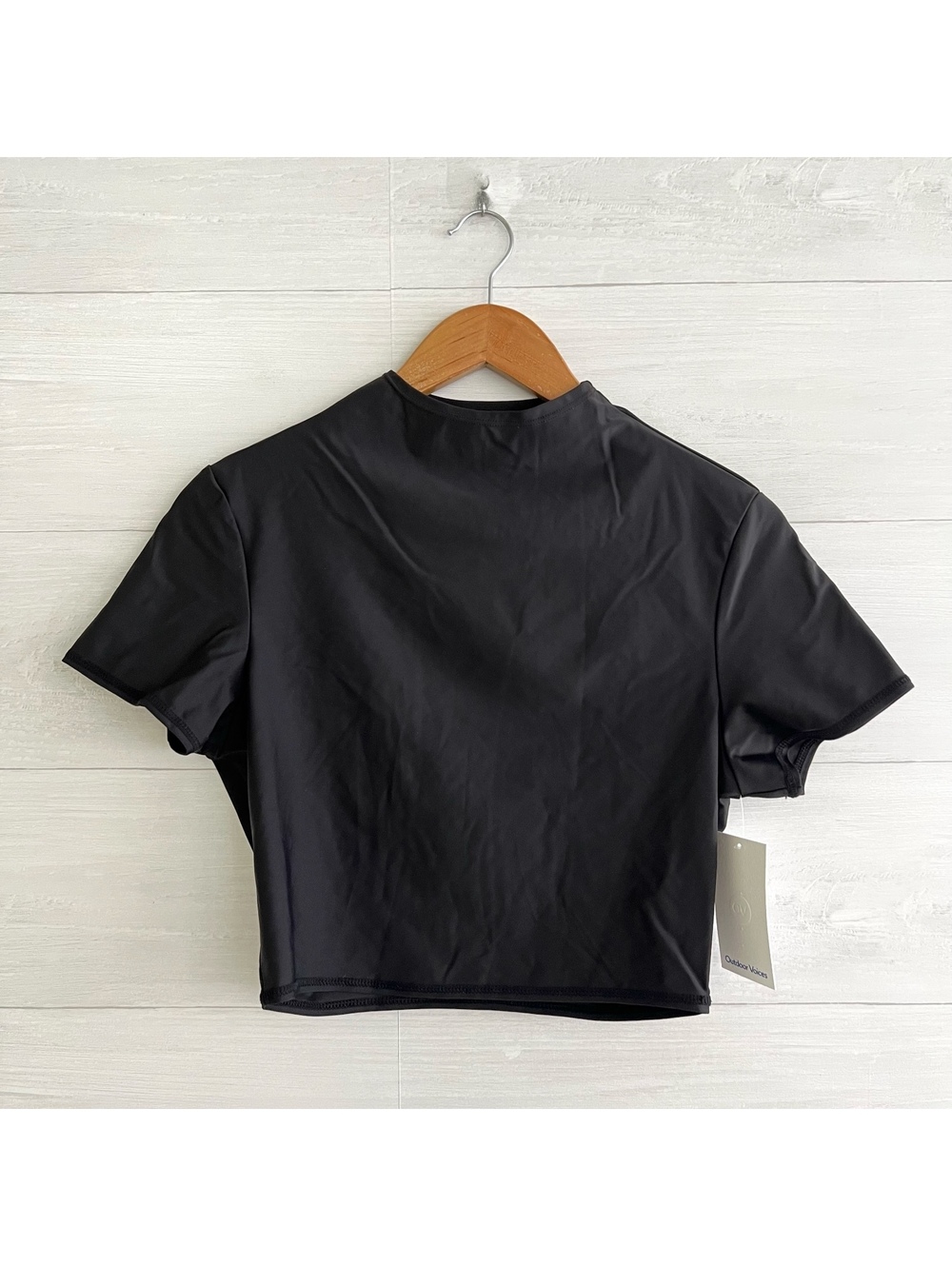 NWT Outdoor Voices Black Cropped Short Sleeve Rashguard UPF 50+ Womens L